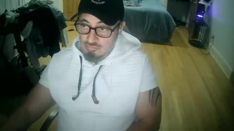 tuscan_taurus online show from November 3, 10:22 pm