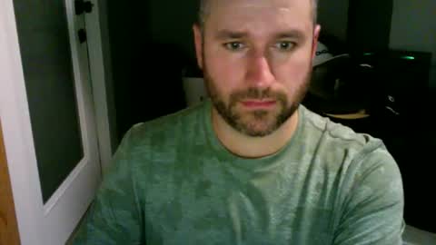 Snapshot of twattickler96 chatting on October 28, 2:25 am twattickler96 online show from October 28, 2:25 am