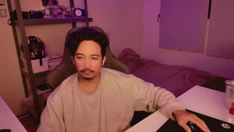 iwasD3nse online show from December 12, 5:31 am