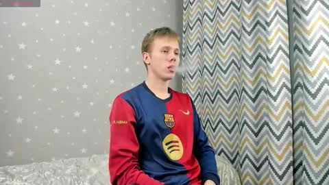 Angus online show from October 24, 1:57 pm