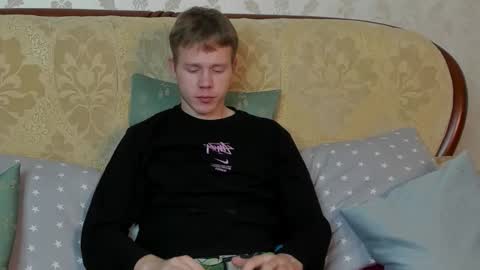 Angus online show from November 8, 7:28 pm