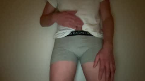 twink27844711 online show from December 13, 9:09 pm