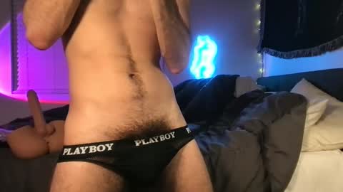 Snapshot of twink_boy98 chatting on October 18, 5:56 am twink_boy98 online show from October 18, 5:56 am