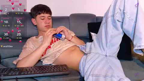 Snapshot of twink_daren chatting on October 3, 7:30 pm Mr Daren online show from October 3, 7:30 pm