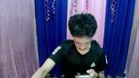 Snapshot of twink_hairyass69 chatting on September 26, 5:32 pm Aladin online show from September 26, 5:32 pm