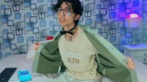 Sebastin online show from May 21, 12:10 pm