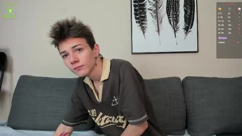 Snapshot of twinkguy_slim chatting on September 13, 4:19 pm Viego Pattel online show from September 13, 4:19 pm