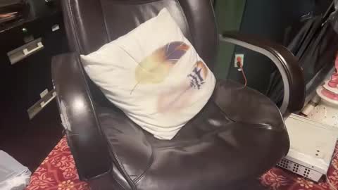 twinkinthehat online show from April 22, 11:42 pm