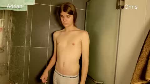 Snapshot of twinks_inlove chatting on September 28, 12:25 pm Adrian Chris vers online show from September 28, 12:25 pm