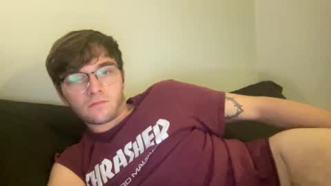 Snapshot of twinkycameron chatting on October 28, 12:35 am twinkycameron online show from October 28, 12:35 am