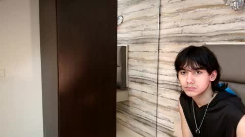    online show from December 4, 1:23 am