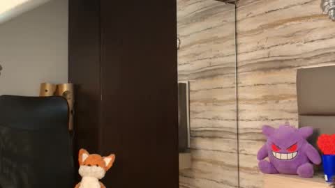    online show from March 11, 4:41 am