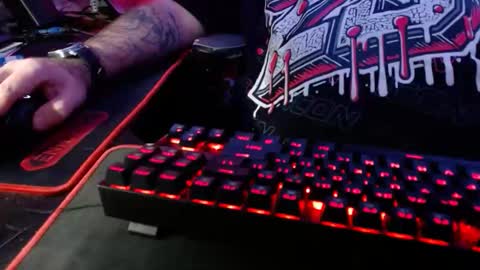 twiztidj8336666 online show from February 8, 8:42 am