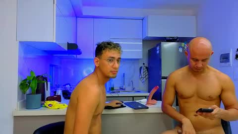 twoboyshot24 online show from May 5, 9:44 am