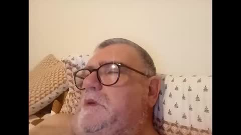 twohats2810 online show from March 18, 7:50 pm