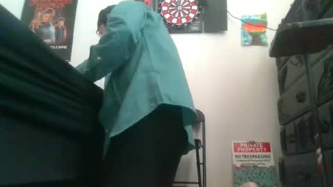 txbigd131369 online show from April 10, 10:06 pm