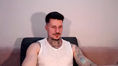 Snapshot of tyagodoll chatting on February 6, 6:56 pm tyagodoll online show from February 6, 6:56 pm
