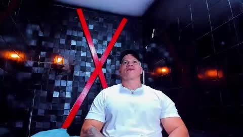 Tyleer Scot online show from April 10, 10:28 pm