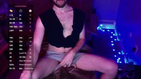 tyler4478 online show from June 3, 8:25 pm
