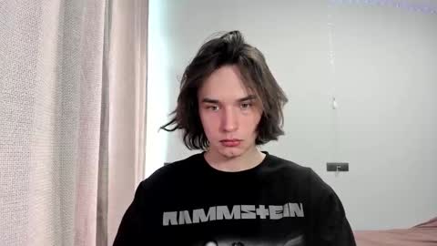 Tyler  johnson online show from February 22, 7:34 am