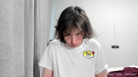 Tyler  johnson online show from February 5, 8:32 am