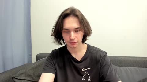 Tyler  johnson online show from January 29, 5:51 am