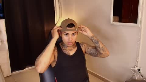 tyler_bell_ online show from March 17, 3:20 am