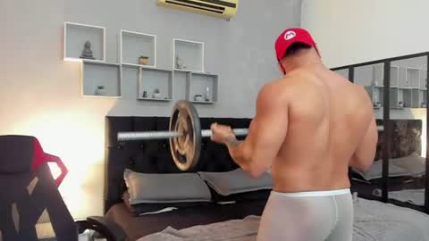 tyler_hank1 online show from June 22, 12:16 am