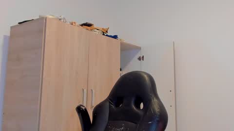     online show from December 22, 2:49 pm