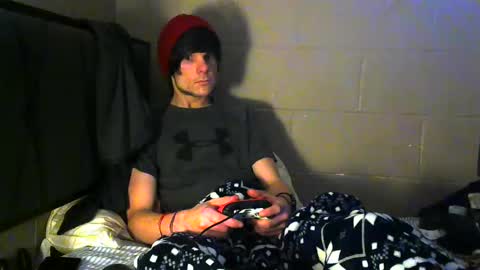 Snapshot of tylerlee199169 chatting on December 5, 6:13 pm Tyler online show from December 5, 6:13 pm