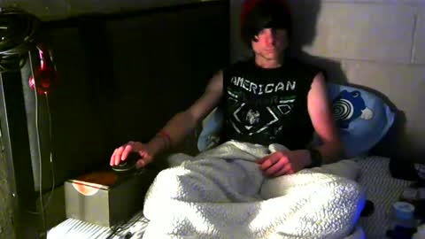 Snapshot of tylerlee199169 chatting on December 2, 11:05 pm Tyler online show from December 2, 11:05 pm
