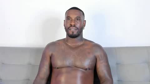 Snapshot of tyron_rulers chatting on October 31, 1:29 am Dvid Rullers online show from October 31, 1:29 am