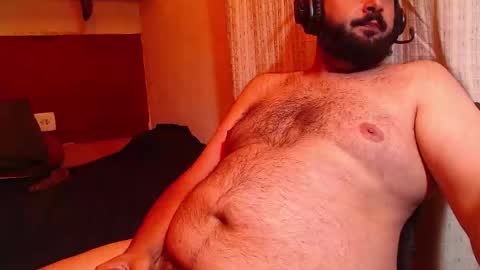 Snapshot of ucsip19 chatting on October 25, 6:04 am ucsip19 online show from October 25, 6:04 am