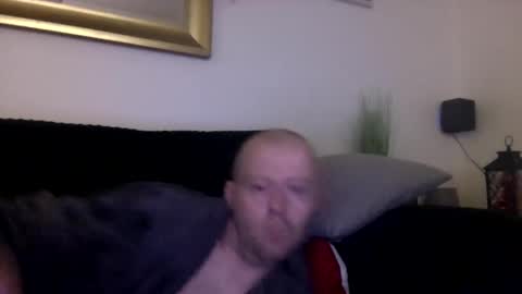 ukmatty3 online show from December 6, 5:33 pm
