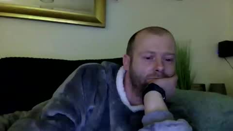ukmatty3 online show from December 18, 6:14 pm