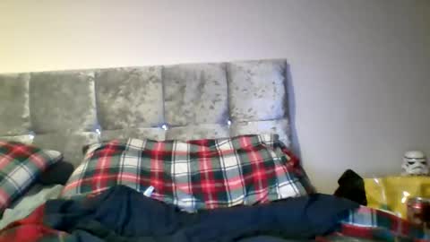 Snapshot of uknaughtyguy74 chatting on January 20, 8:09 am uknaughtyguy74 online show from January 20, 8:09 am