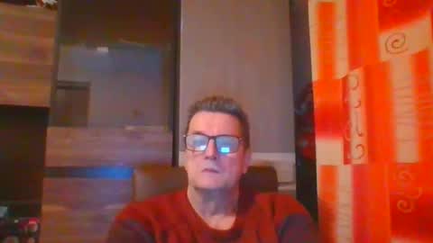 Snapshot of ulmeni4 chatting on January 9, 6:36 pm ulmeni4 online show from January 9, 6:36 pm