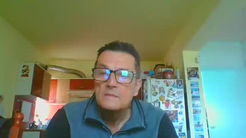 ulmeni7 online show from April 30, 5:36 am