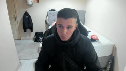 Snapshot of ulxer chatting on October 2, 8:13 pm hi im mike tyson - online show from October 2, 8:13 pm