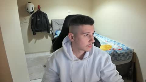 hi im mike tyson -  online show from February 19, 8:49 pm