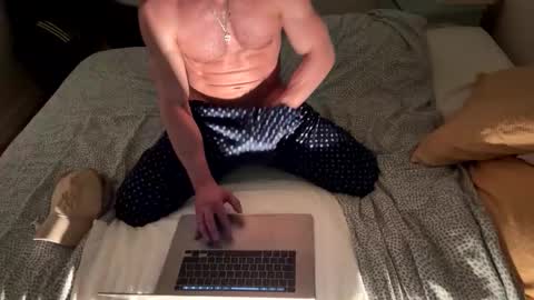 Um CM online show from March 21, 11:53 pm