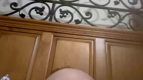 umad6 online show from March 27, 11:11 am