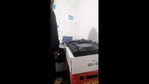 umzukaumtuga online show from January 17, 4:54 pm