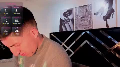 un_sluttyy online show from June 15, 7:17 pm