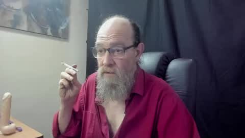 Uncle Hottie online show from April 5, 6:26 pm