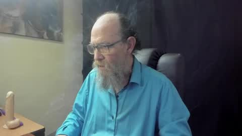 Uncle Hottie online show from April 6, 6:42 pm