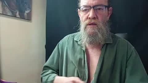 Uncle Hottie online show from March 28, 5:46 pm