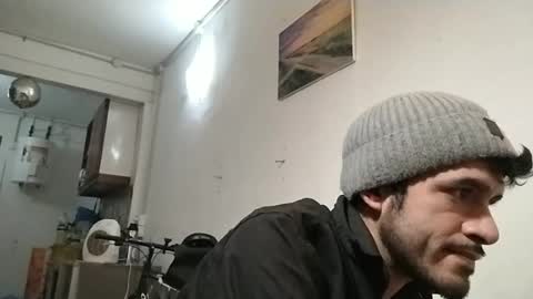 uncutcharly91 online show from June 26, 11:51 pm