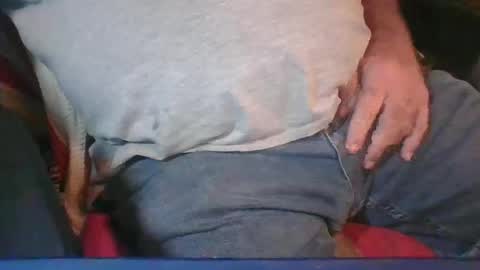 Snapshot of uncutmike7x5 chatting on October 14, 5:09 pm uncutmike7x5 online show from October 14, 5:09 pm