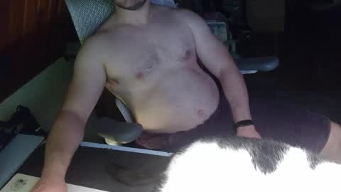 Under the desk online show from April 27, 9:09 pm